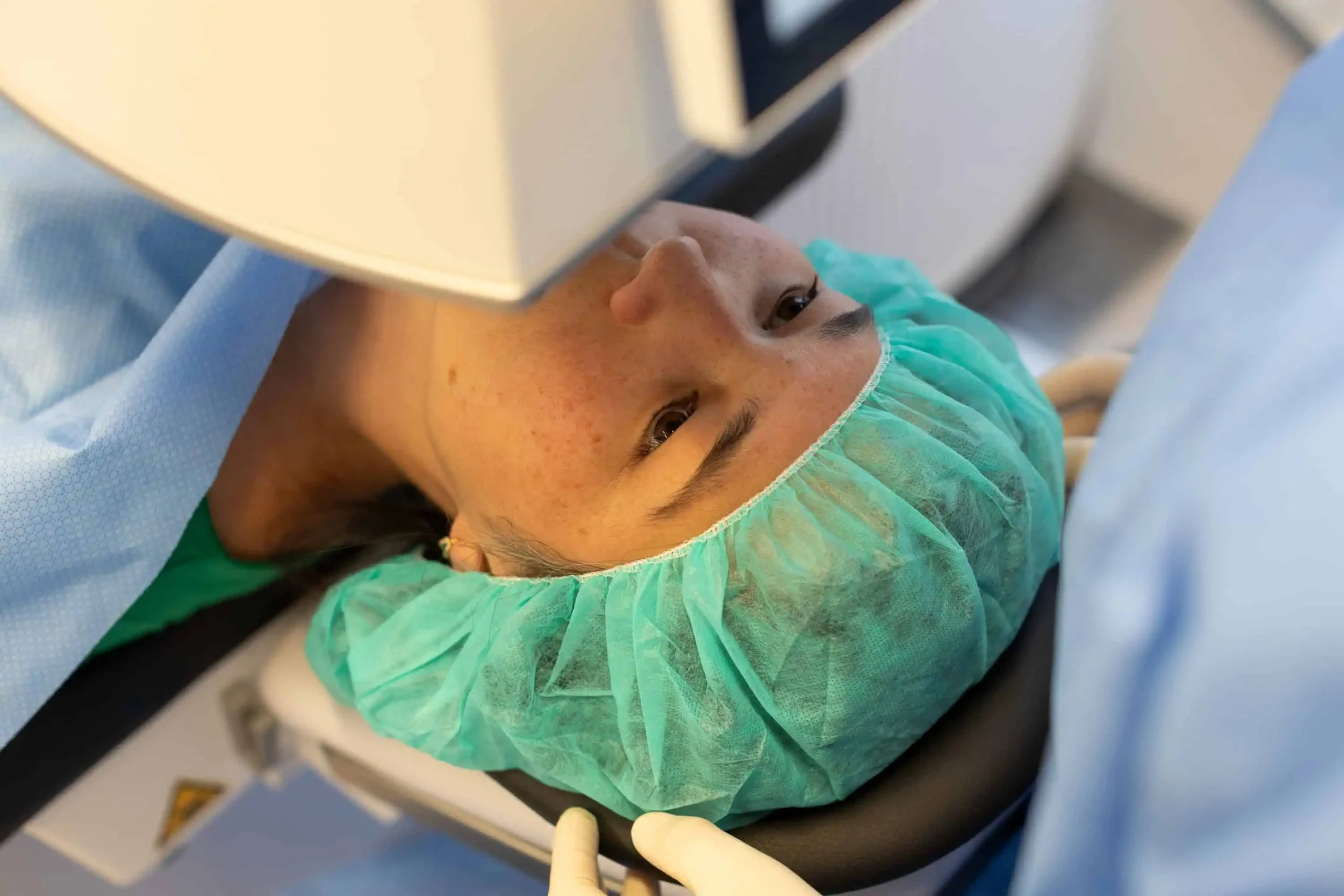 patient under øjenoperation hos øjenlæge københavn