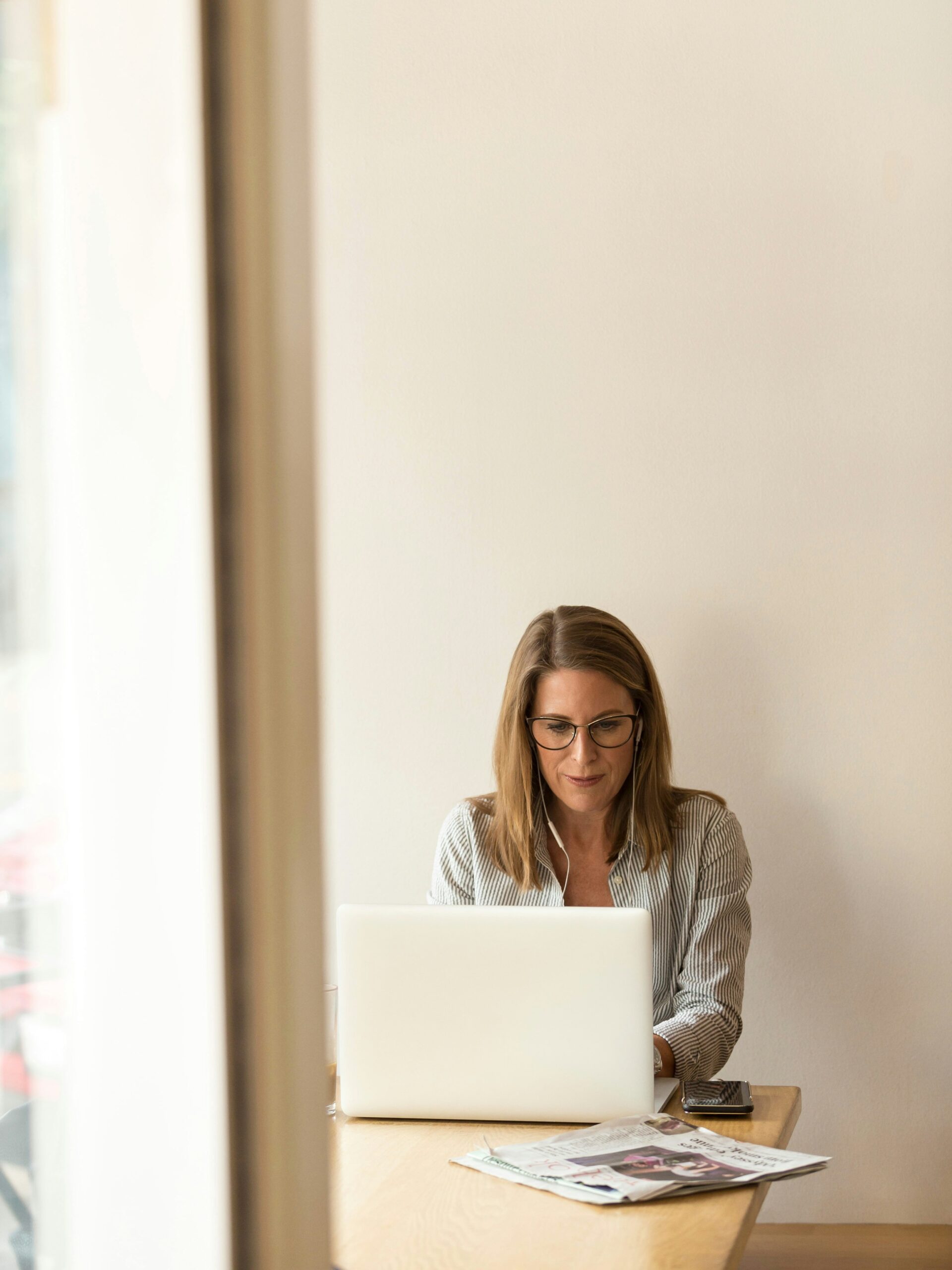 linkedin sales solutions wS73LE0GnKs unsplash scaled