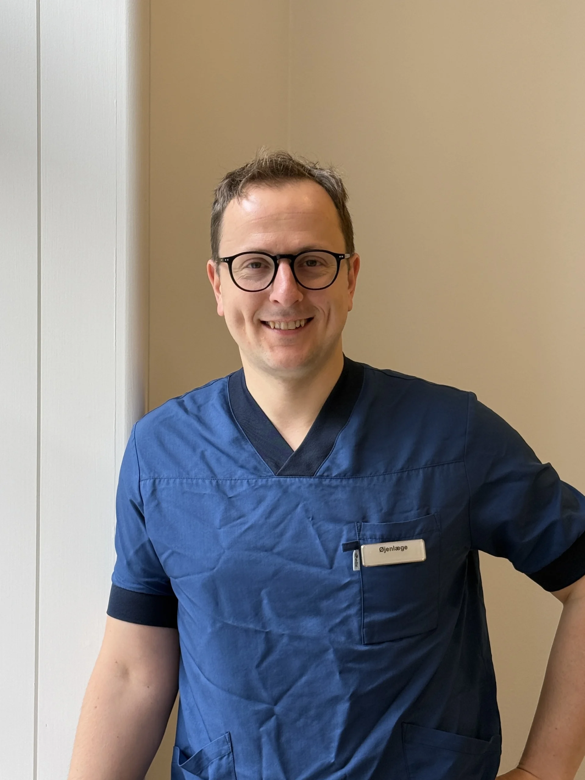 portræt af øjenlæge Ivan hos øjenklinikken Copenhagen Eye Institute